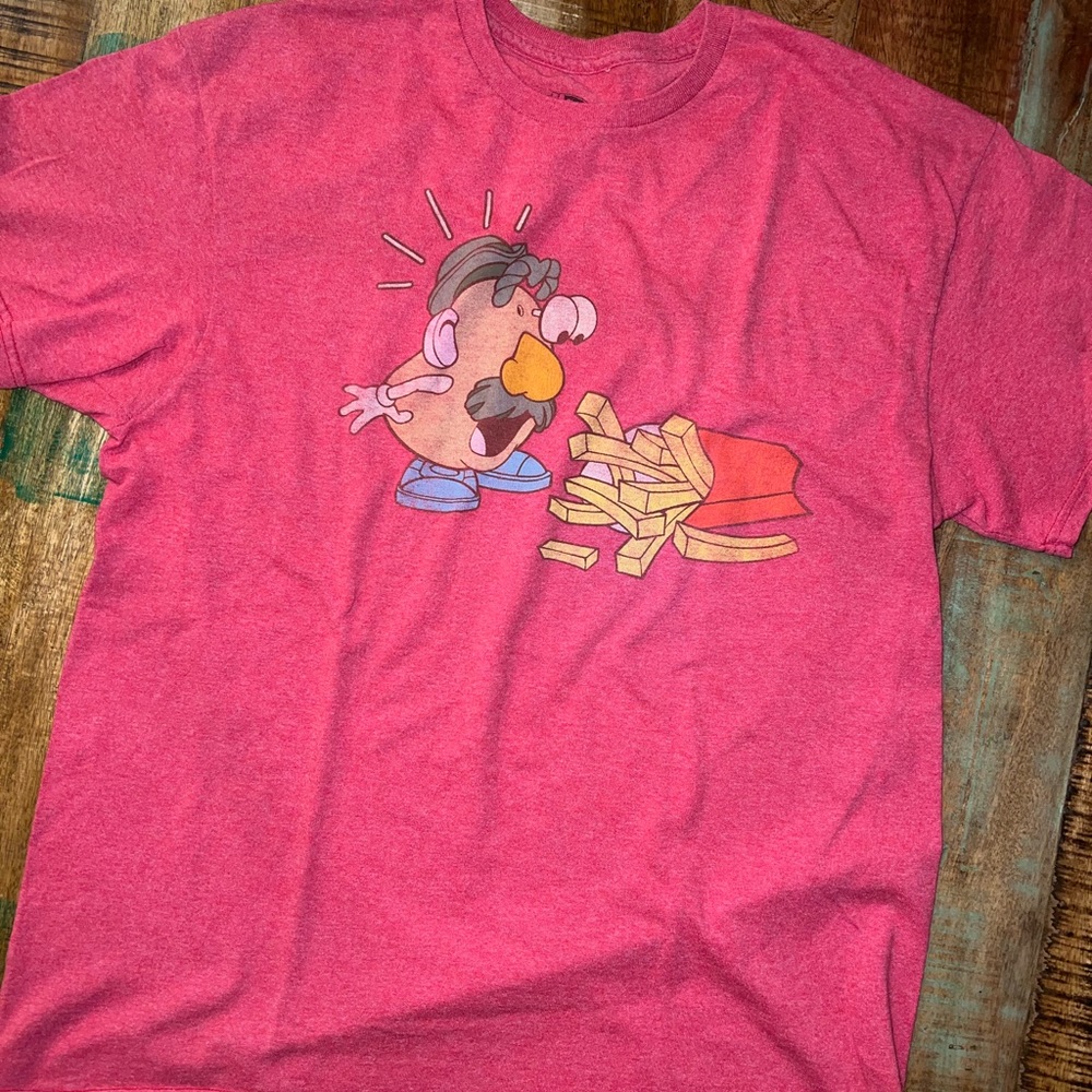 Mr. Potato Head graphic t-shirt. SZ. LG